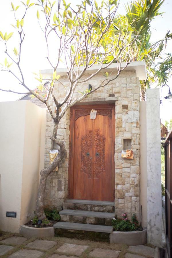 Villa Niketan - Three Bedroom Sanur (Bali)