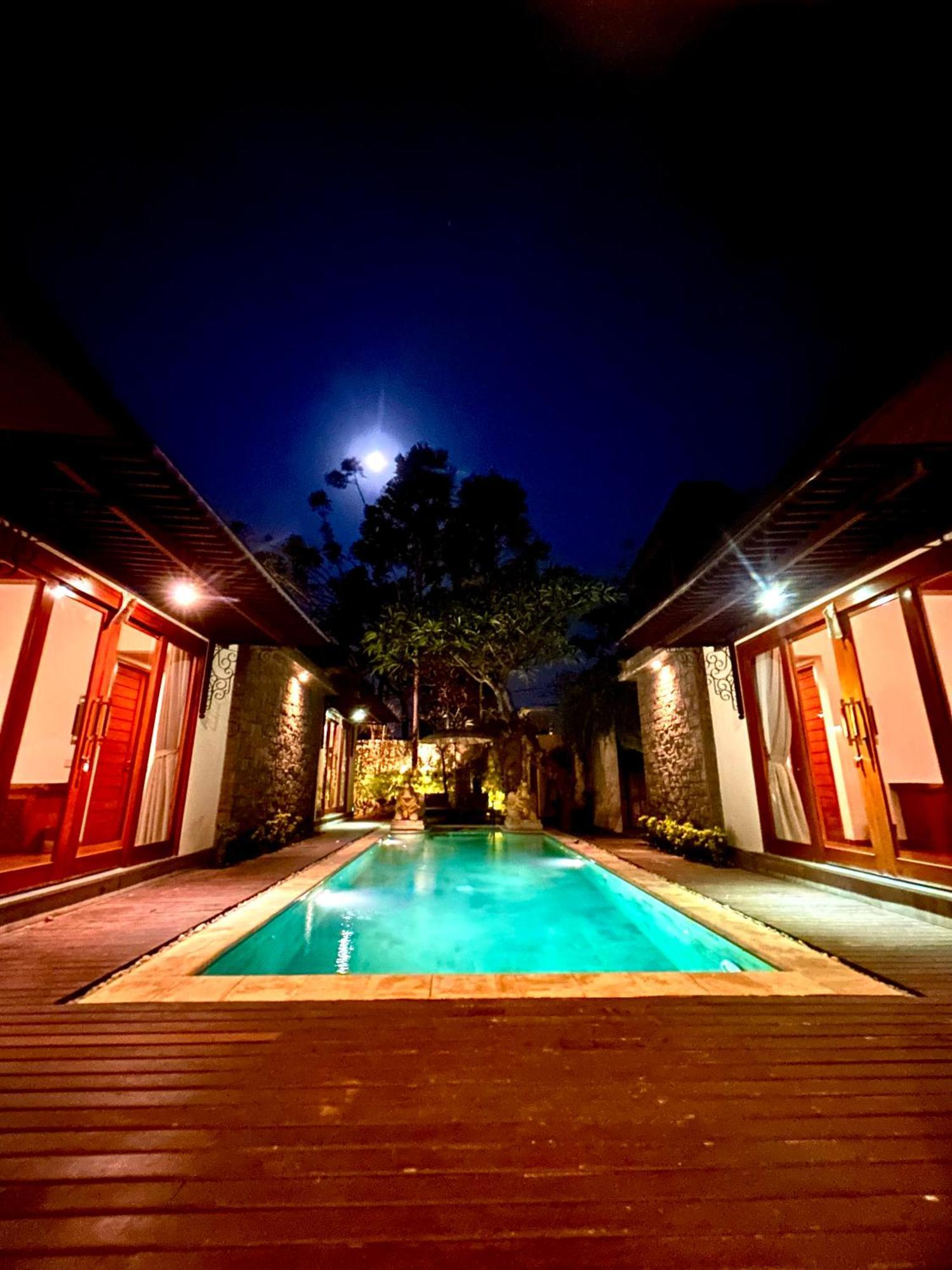 Niketan - Three Bedroom, Sanur, Near Icon Mall, Harbor *
