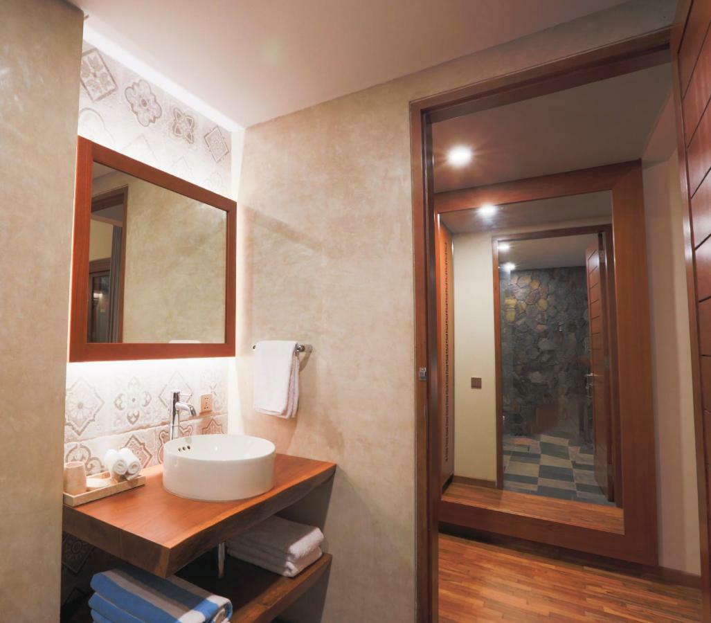 Villa Niketan - Three Bedroom, Sanur, Near Icon Mall, Harbor